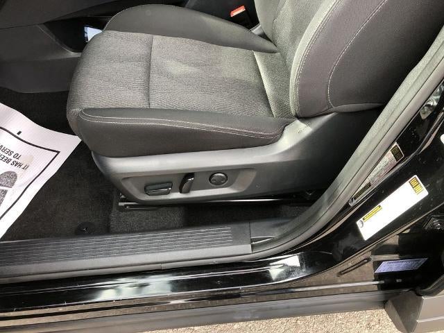 2025 Nissan Rogue AWD SV
