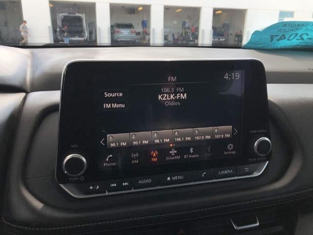 2025 Nissan Rogue AWD SV