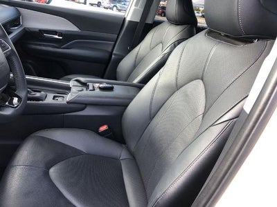 2024 Toyota Grand Highlander Hybrid Limited AWD (Natl)