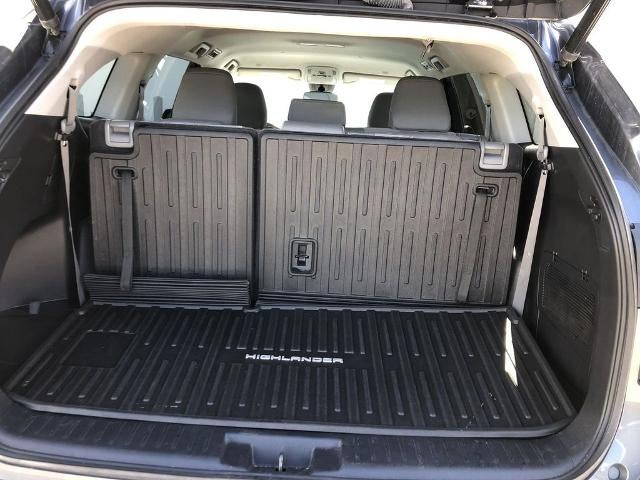 2023 Toyota Highlander Hybrid LE AWD (Natl)