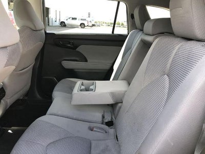 2023 Toyota Highlander Hybrid LE AWD (Natl)