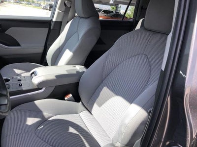 2023 Toyota Highlander Hybrid LE AWD (Natl)