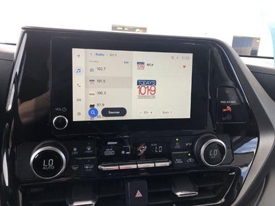 2023 Toyota Highlander Hybrid LE AWD (Natl)
