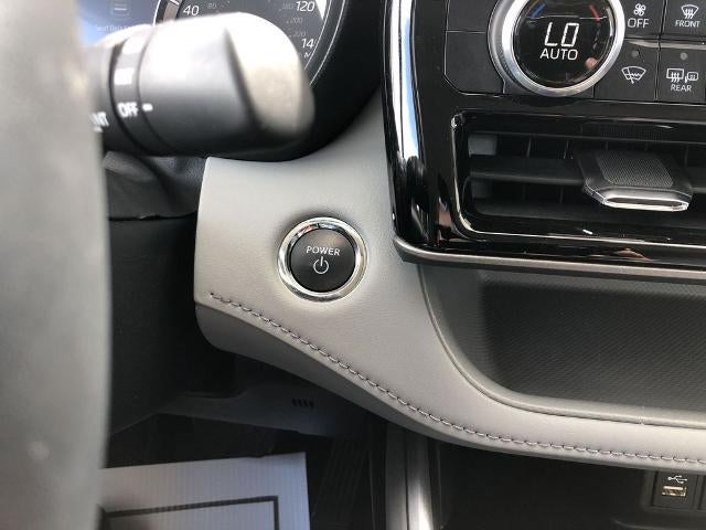 2023 Toyota Highlander Hybrid LE AWD (Natl)