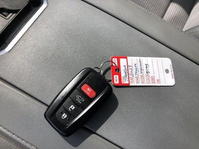 2023 Toyota Highlander Hybrid LE AWD (Natl)