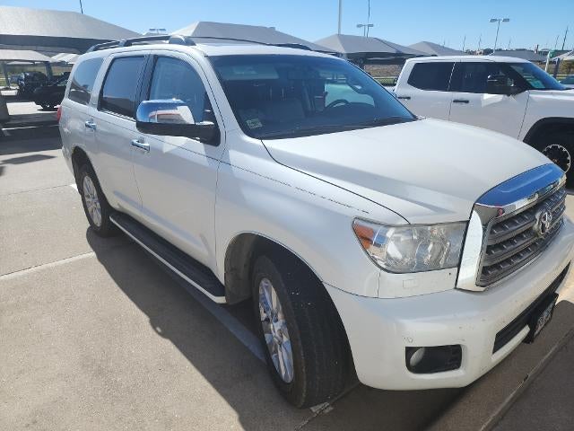 2014 Toyota Sequoia 4WD 5.7L FFV Platinum (Natl)