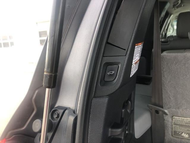 2015 Toyota Sequoia 4WD 5.7L Platinum (Natl)