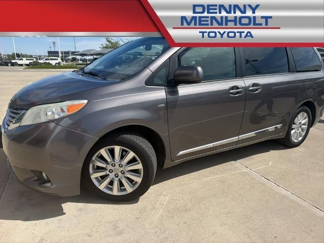 2017 Toyota Sienna XLE AWD 7-Passenger (Natl)