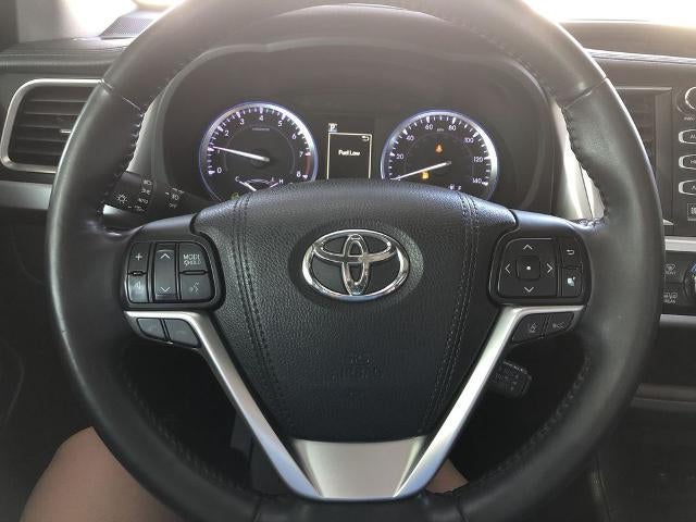 2018 Toyota Highlander Limited Platinum V6 AWD (Natl)