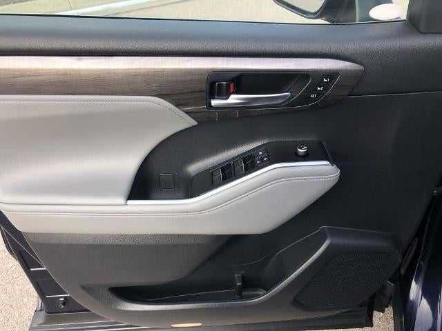 2021 Toyota Highlander Hybrid Platinum AWD (Natl)