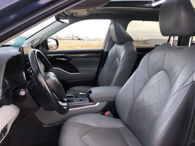 2021 Toyota Highlander Hybrid Platinum AWD (Natl)