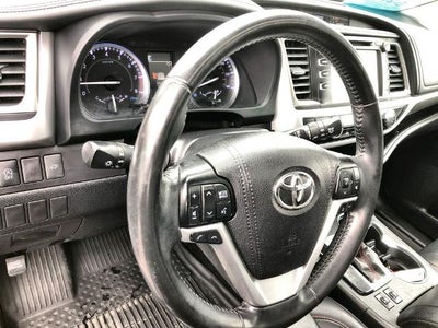 2019 Toyota Highlander SE V6 AWD (Natl)