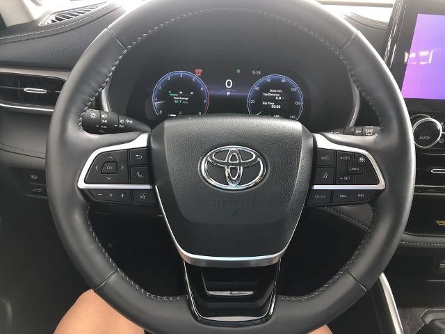 2024 Toyota Highlander Limited AWD (Natl)