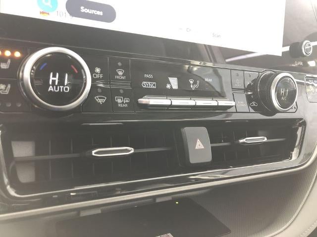 2024 Toyota Highlander Limited AWD (Natl)