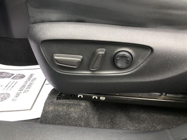 2025 Toyota Highlander XSE AWD (Natl)