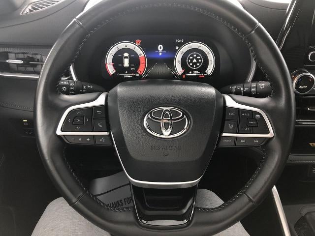 2025 Toyota Highlander XSE AWD (Natl)