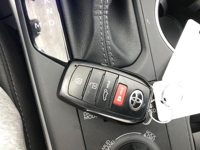 2025 Toyota Highlander XSE AWD (Natl)
