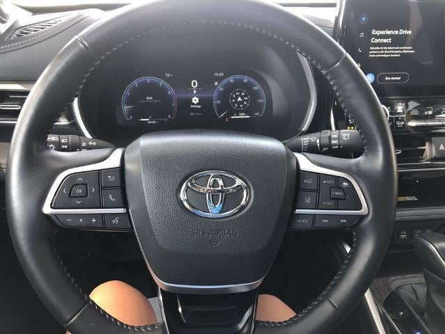 2025 Toyota Highlander Limited AWD (Natl)