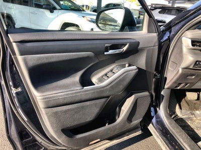 2025 Toyota Highlander XSE AWD (Natl)