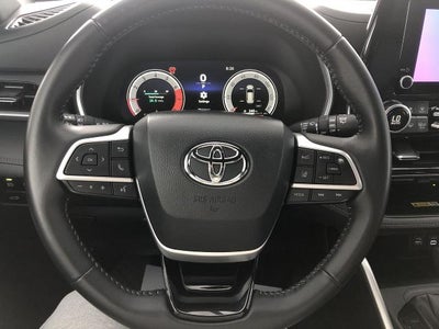 2025 Toyota Highlander XSE AWD (Natl)