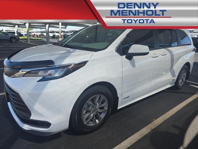 2021 Toyota Sienna LE FWD 8-Passenger (Natl)