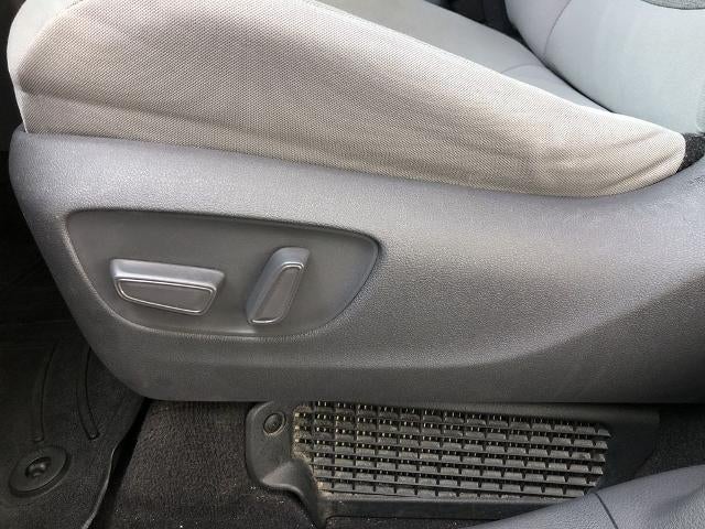 2021 Toyota Sienna LE FWD 8-Passenger (Natl)