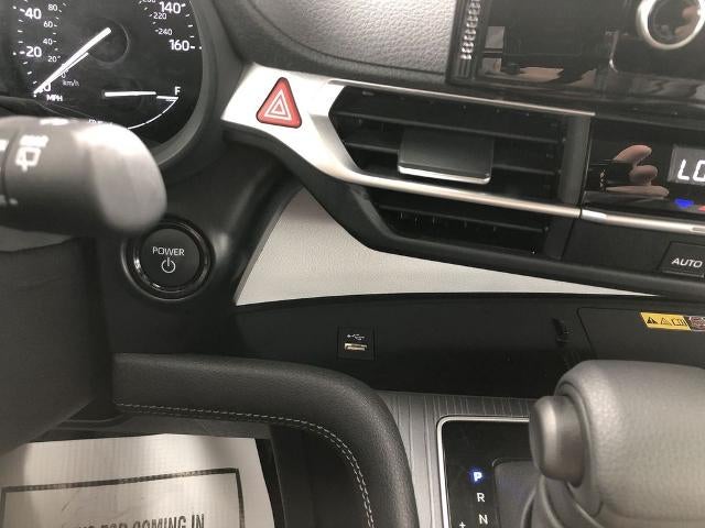 2025 Toyota Sienna LE AWD 8-Passenger (Natl)