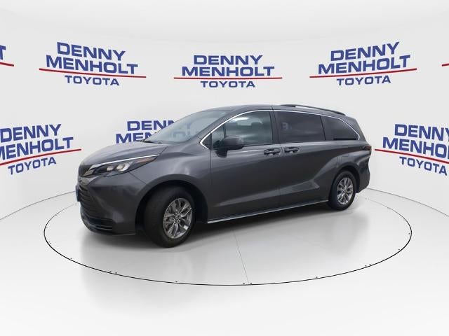 2025 Toyota Sienna LE AWD 8-Passenger (Natl)