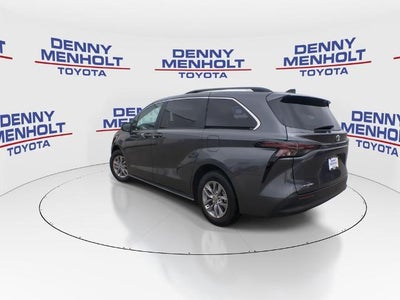 2025 Toyota Sienna LE AWD 8-Passenger (Natl)