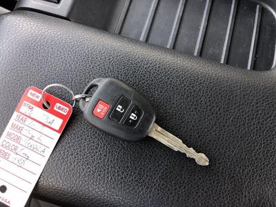 2019 Toyota Tundra 4WD 4WD SR5 CrewMax 5.5' Bed 5.7L (SE)