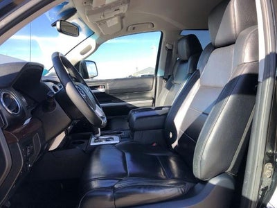 2017 Toyota Tundra 4WD 4WD Limited CrewMax 5.5' Bed 5.7L FFV (SE)