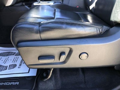 2017 Toyota Tundra 4WD 4WD Limited CrewMax 5.5' Bed 5.7L FFV (SE)