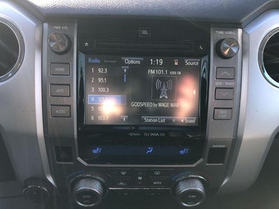 2017 Toyota Tundra 4WD 4WD Limited CrewMax 5.5' Bed 5.7L FFV (SE)