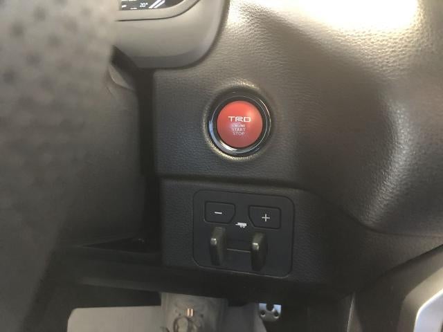 2026 Toyota Tundra 4WD 4WD SR5 CrewMax 5.5' Bed (SE)