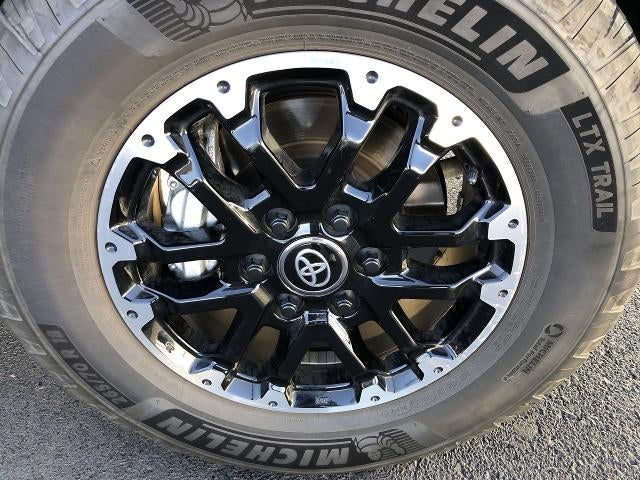2026 Toyota Tundra 4WD 4WD SR5 CrewMax 5.5' Bed (SE)