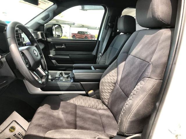 2026 Toyota Tundra 4WD 4WD SR5 CrewMax 5.5' Bed (SE)