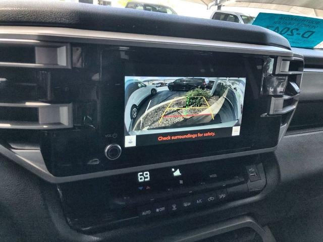 2026 Toyota Tundra 4WD 4WD SR5 CrewMax 5.5' Bed (SE)
