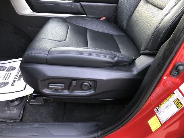 2023 Toyota Tundra 4WD 4WD SR5 CrewMax 5.5' Bed (SE)