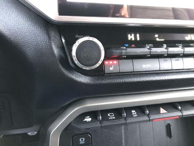 2023 Toyota Tundra 4WD 4WD SR5 CrewMax 5.5' Bed (SE)