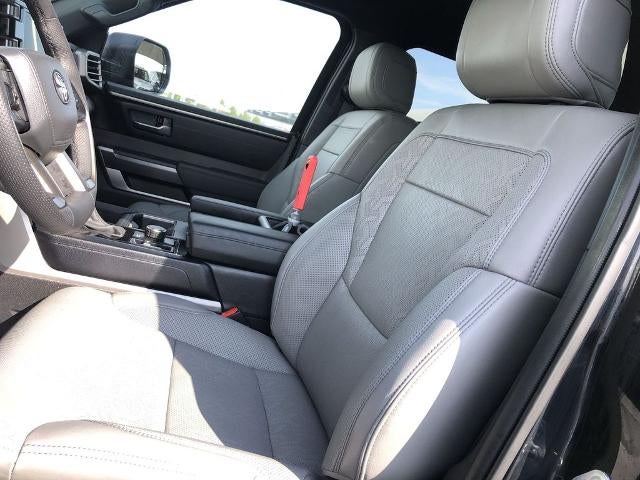 2025 Toyota Tundra 4WD 4WD SR5 CrewMax 5.5' Bed (SE)