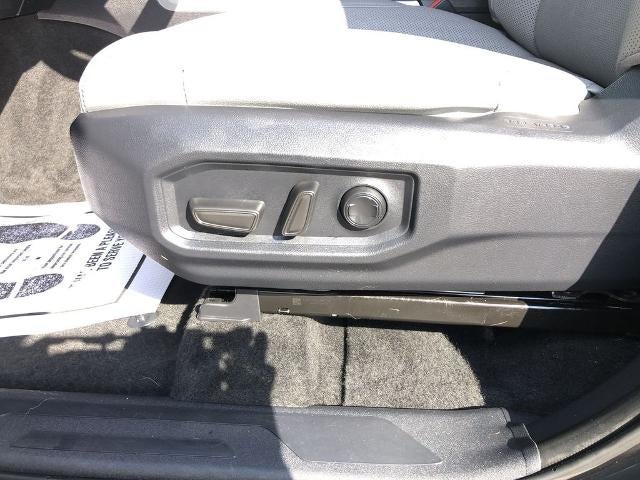 2025 Toyota Tundra 4WD 4WD SR5 CrewMax 5.5' Bed (SE)