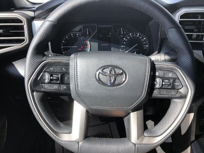 2025 Toyota Tundra 4WD 4WD SR5 CrewMax 5.5' Bed (SE)