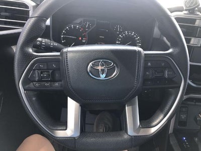2025 Toyota Tundra 4WD 4WD SR5 CrewMax 5.5' Bed (SE)
