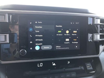 2025 Toyota Tundra 4WD 4WD SR5 CrewMax 5.5' Bed (SE)