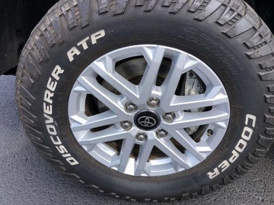 2025 Toyota Tundra 4WD 4WD SR5 CrewMax 5.5' Bed (SE)