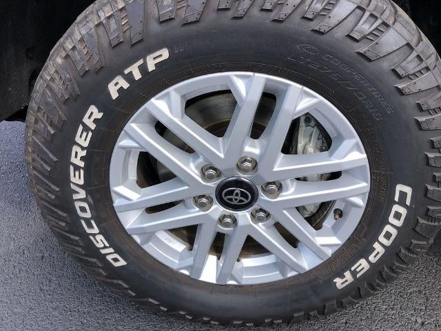 2025 Toyota Tundra 4WD 4WD SR5 CrewMax 5.5' Bed (SE)