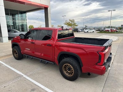 2022 Toyota Tundra 4WD 4WD SR5 CrewMax 5.5' Bed (SE)