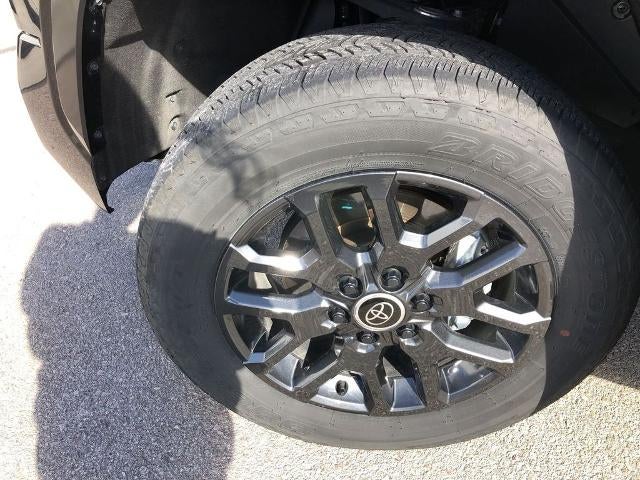 2024 Toyota Tundra 4WD 4WD Platinum CrewMax 5.5' Bed (Natl)