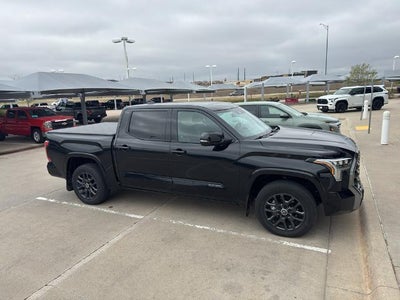 2024 Toyota Tundra 4WD 4WD Platinum CrewMax 5.5' Bed (Natl)