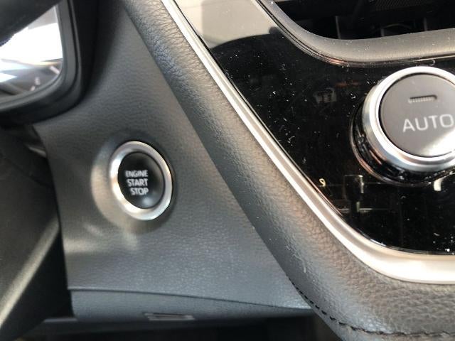 2024 Toyota Corolla SE CVT (Natl)